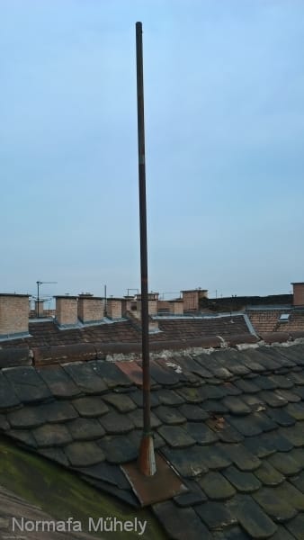 UHF VHF kétsávos kőrsugárzó antenna tartó oszlopa