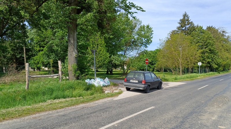 TesSedd 2024, Zsófiapuszta a zsákok elszállításra előkészítve.